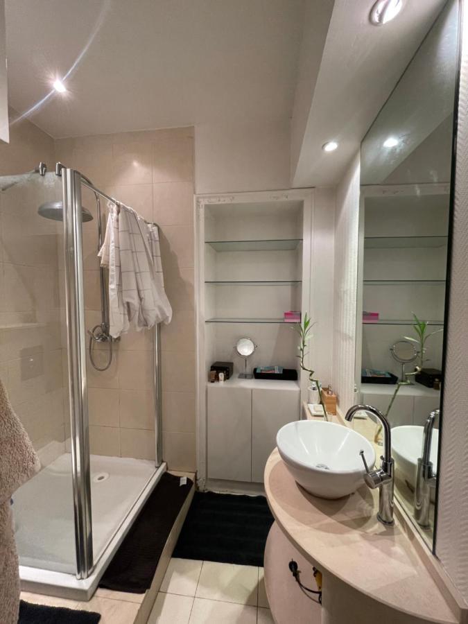 Paris : Superb Appartement De 47M2 Exterior photo